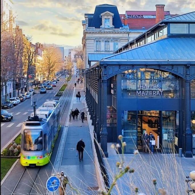 Hote Stephanois Studio, Parking& Borne Electrique Saint-Etienne  Eksteriør bilde